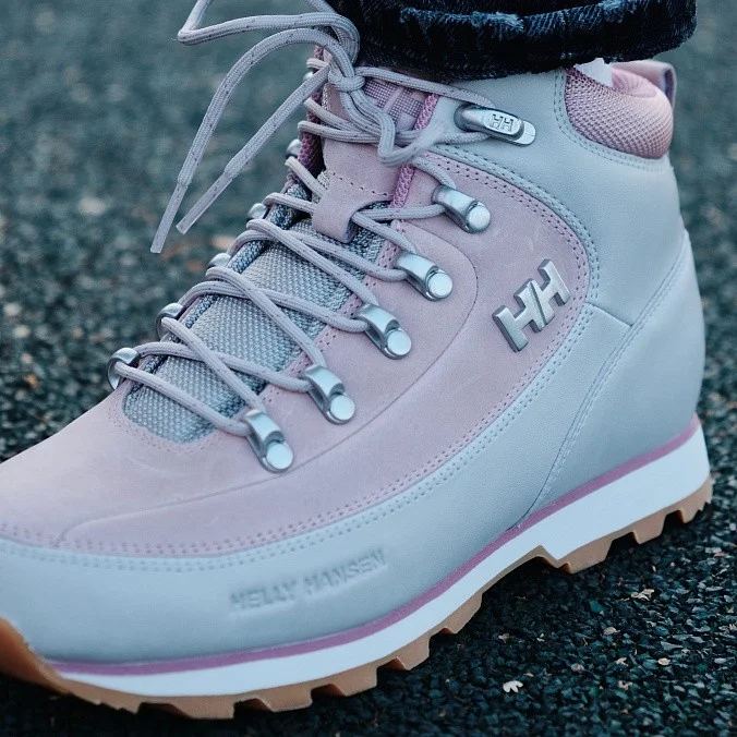 Ботинки женские зимние Helly Hansen W The Forester Silver Cloud