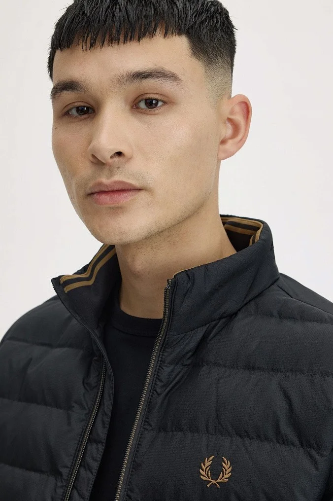 Куртка Fred Perry Insulated Jacket